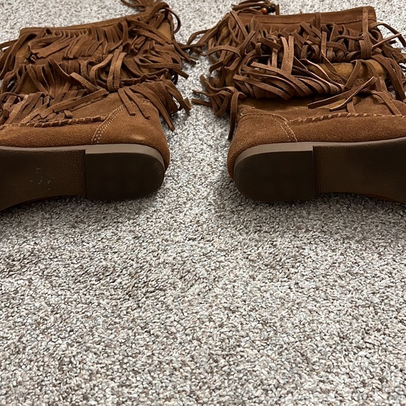 STEVE MADDEN Fringe boots (brown) size 6 - Picture 3 of 6